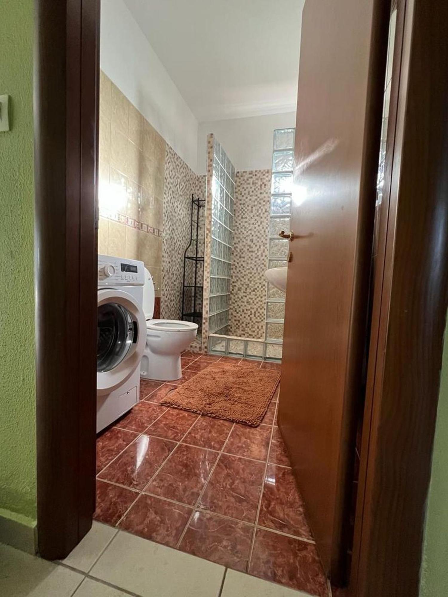 Villa Platanias 아기아 파라스케비 외부 사진