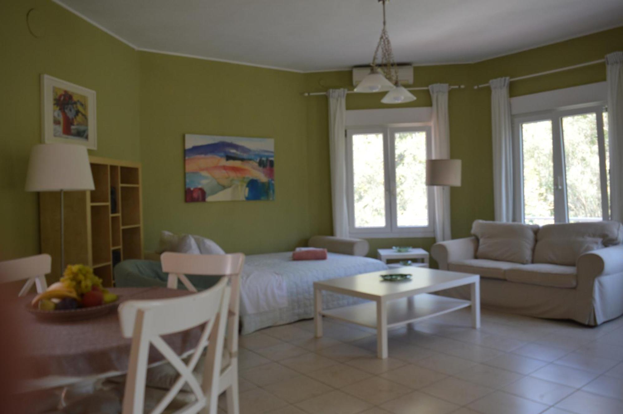 Villa Platanias 아기아 파라스케비 외부 사진